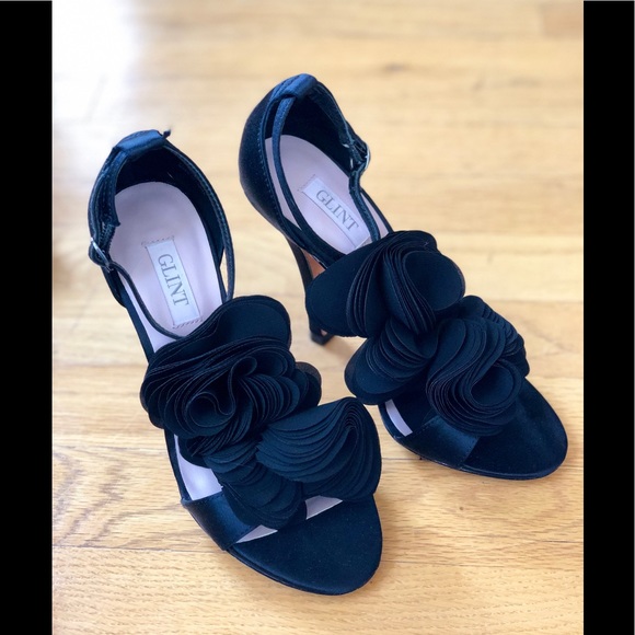 Glint Shoes - Glint Nordstrom black heeled dress shoes size 4M